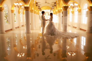 ウェディングドレスでチャペル撮影