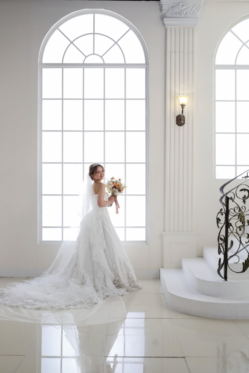 振り返りショットで可愛らしく