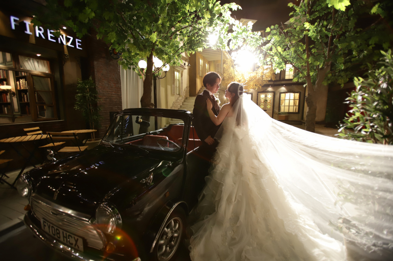 ベールを活かしたショット。