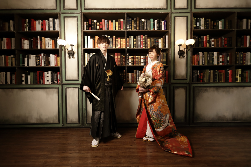 洋風のお部屋で和装もカッコいい！