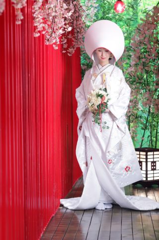 王道の綿帽子姿。