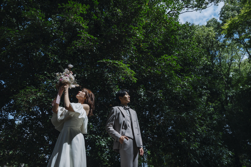 【ロケーション撮影】自然あふれる平和公園で!洋装1着+全データ付プラン