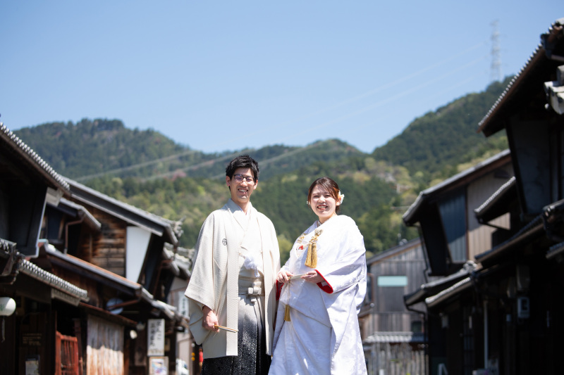 青空をバックに