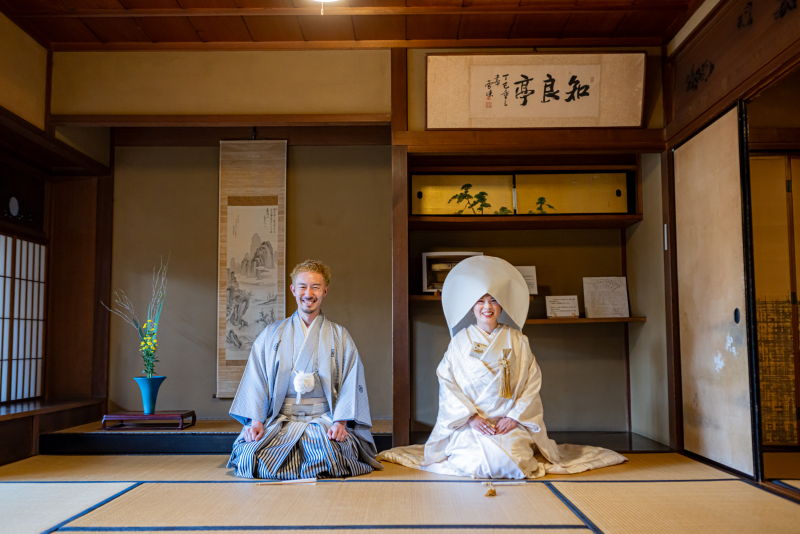 洋髪でも綿帽子のスタイルで