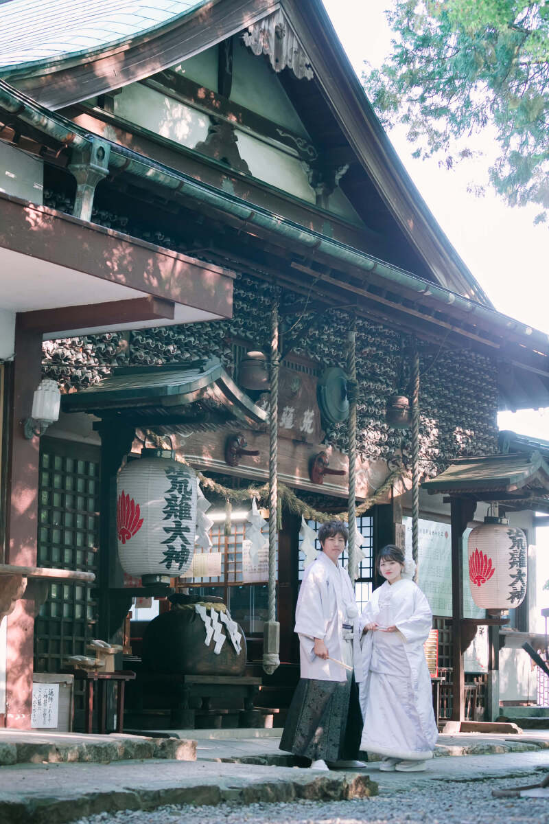 たくさんの天狗に見守られながら