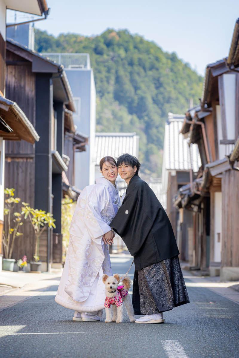 桜ショットの後は町並みをわんこと一緒に散策を