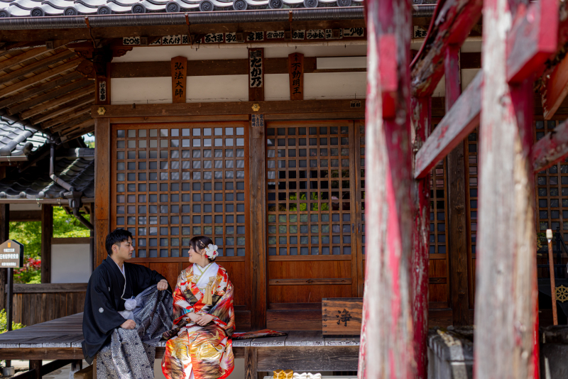 寺子屋の縁側に座っておしゃべり♪和やかタイム