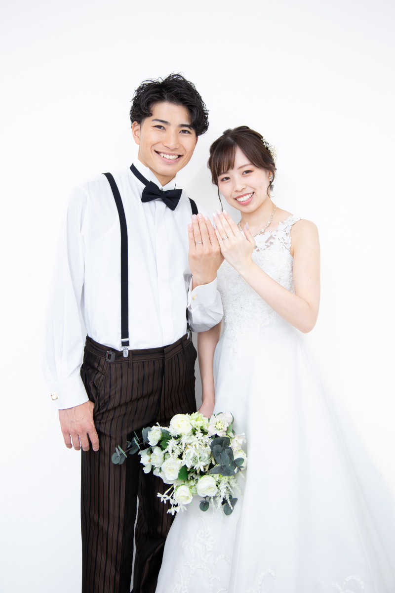 1枚を綺麗に残したいお二人へ「洋装」スタジオライトプラン