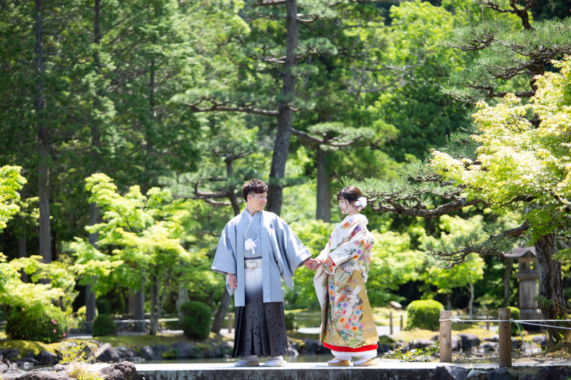 【メタリックウェルカムボード付き!】和装+洋装ロケーションフォトプラン