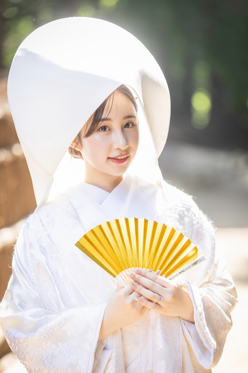 可憐な花嫁姿