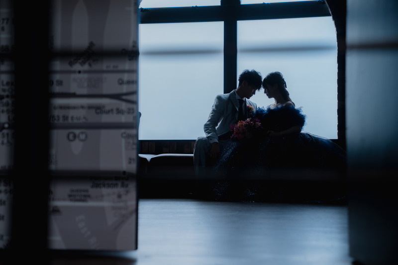 シルエットで語る、ふたりの絆