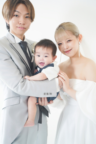 【ウェディングドレス＋和装白無垢】ファミリー館内撮影♪