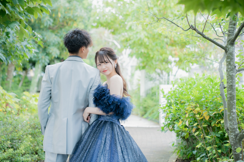 木漏れ日のなかの微笑み