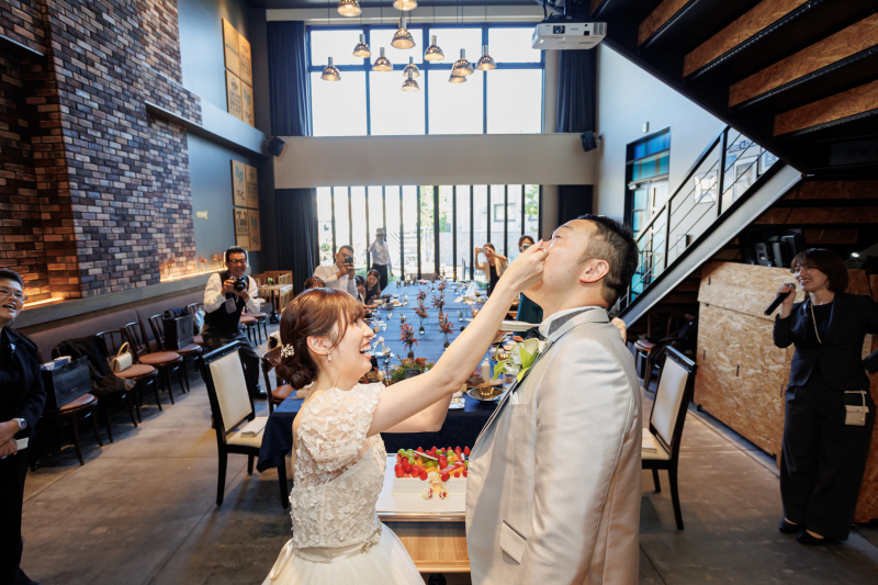 愛情たっぷりのファーストバイト