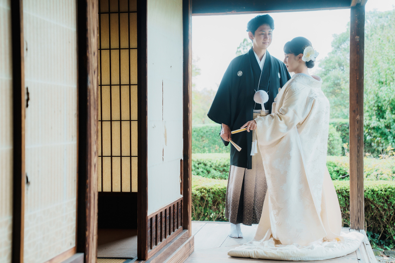 伝統的な空間に溶け込んで