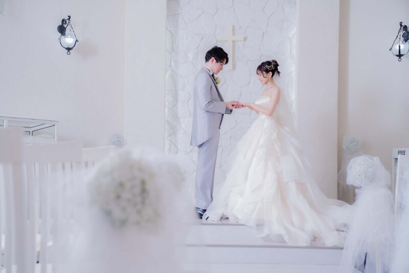 ドレスで指輪交換