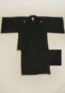 【紋服】黒四ツ目菱ゴールド入り