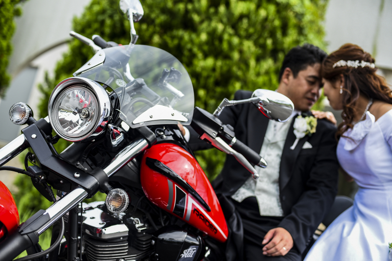 バイクが演出する
