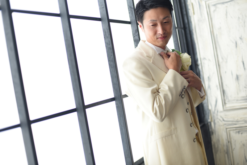 まずは新郎さんソロカット。