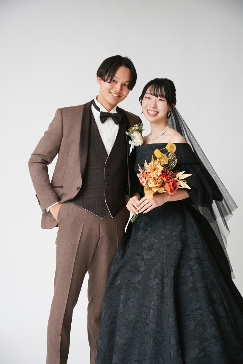 飾らない立ち姿