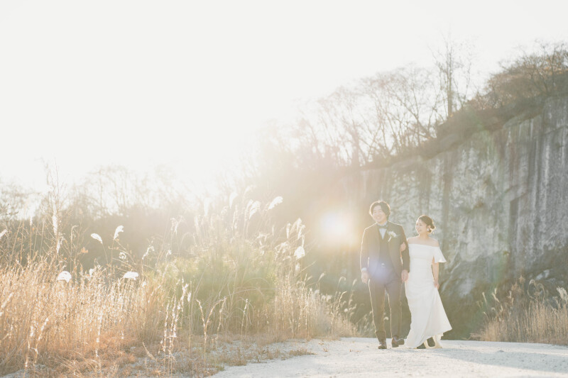 【3/31まで】コスパ最強！明朗会計！お急ぎスタジオ＆ロケ撮影プラン★4着￥308,000！衣装差額無！プレミアムレタッチ付！