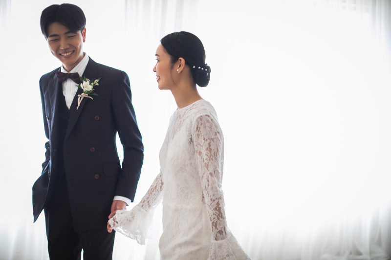 何気ない一瞬のおふたりらしい瞬間