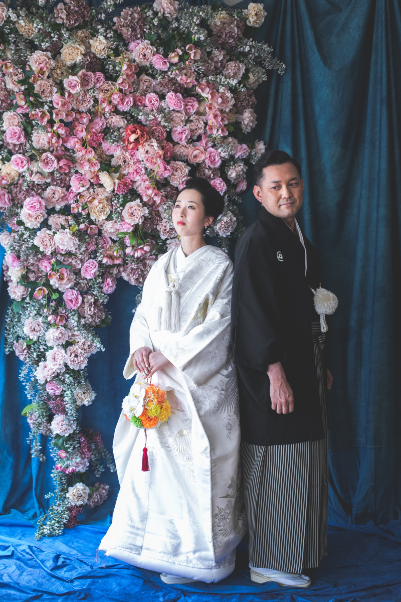 藍染と花の装飾が白無垢との相性◎