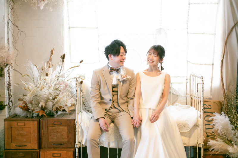 一緒に座って仲良くおしゃべり♪