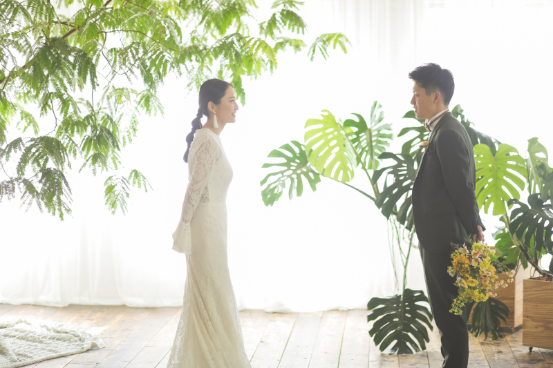 シンプルに、おふたりらしく。