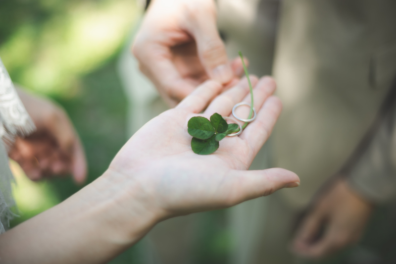 クローバーのリングピロー