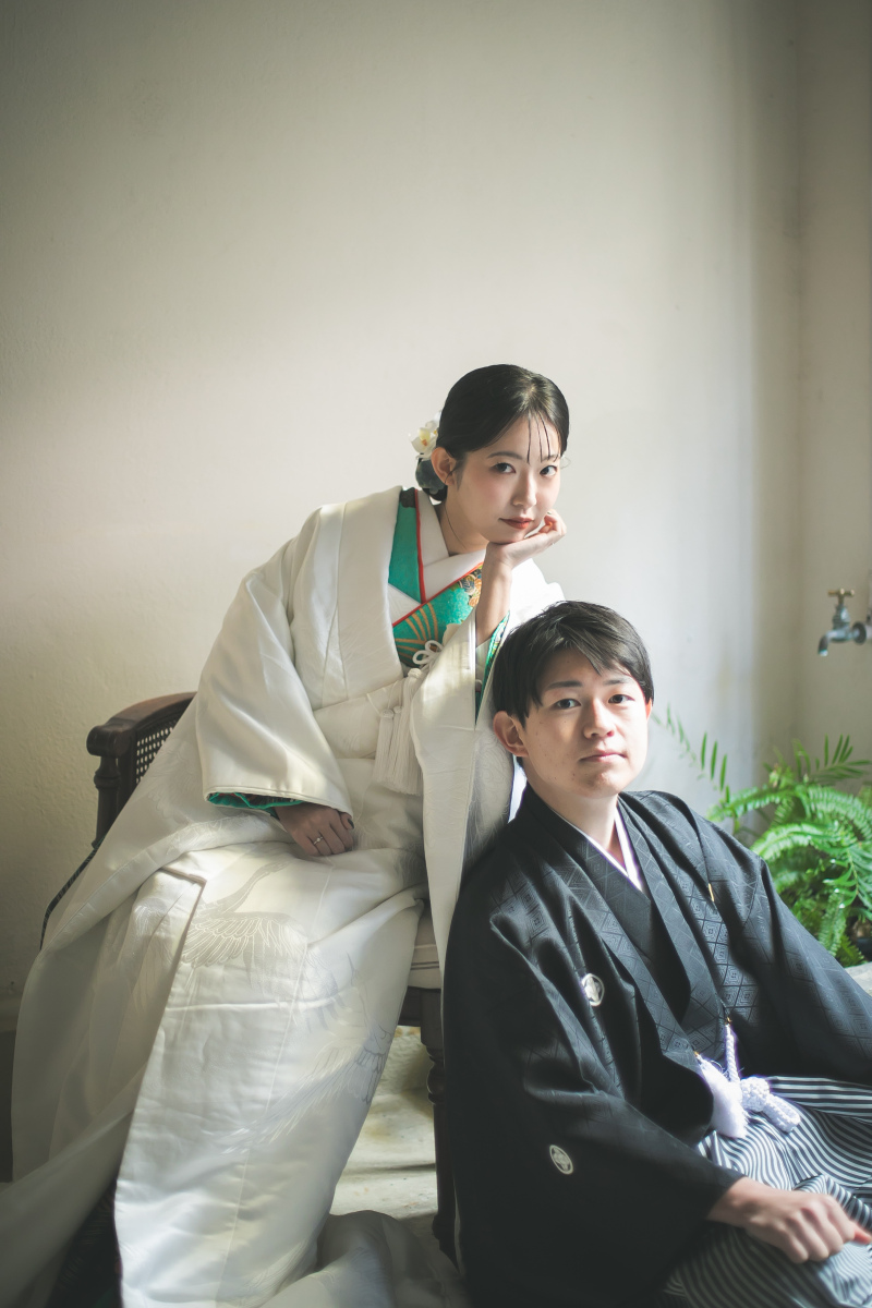 頬杖カットでクールな印象に