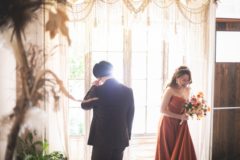 テラコッタドレスで綺麗めナチュラル