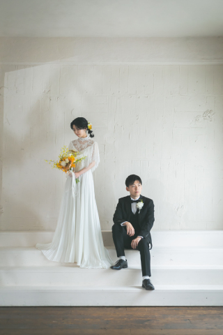 シンプルな背景で、大人な雰囲気をさりげなく表現しました！