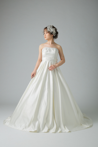 胸元パール刺繍サテンAライン（60340）