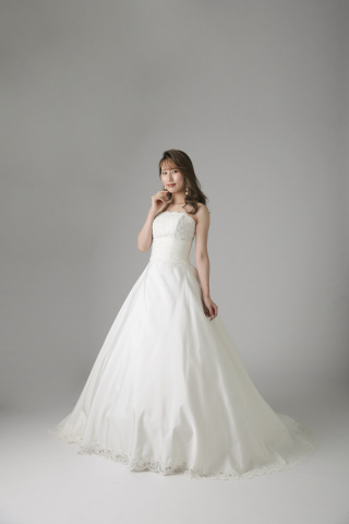 胸元ビジュー刺繍裾カットレース（WD00196）