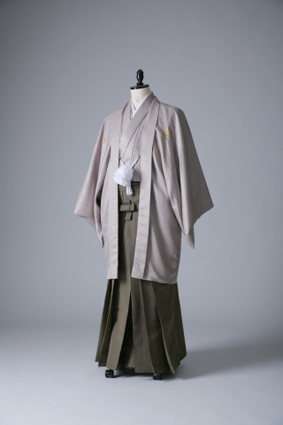 ベージュ×カーキ