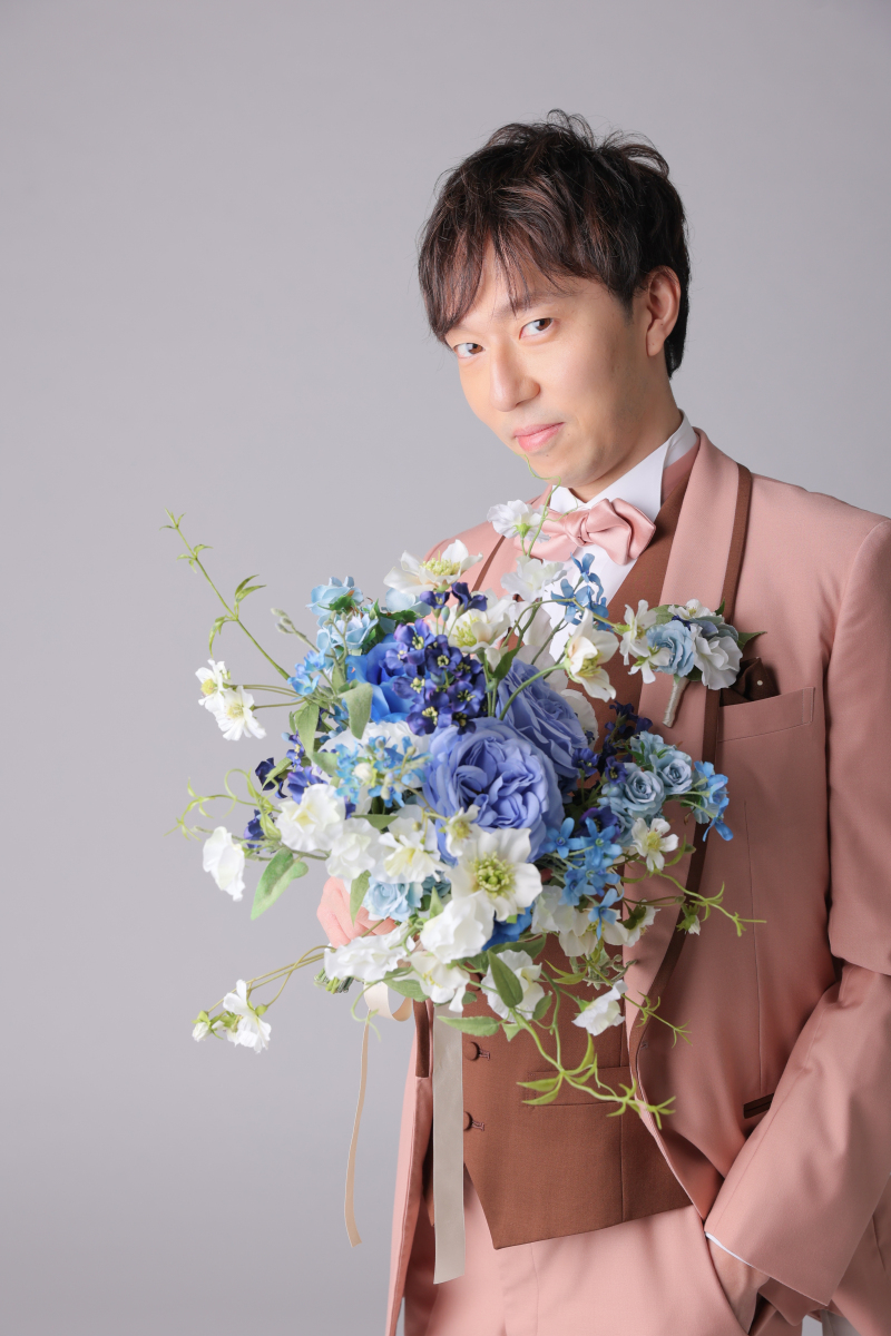 ブーケを持って