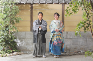 屋内庭園で涼しく撮影