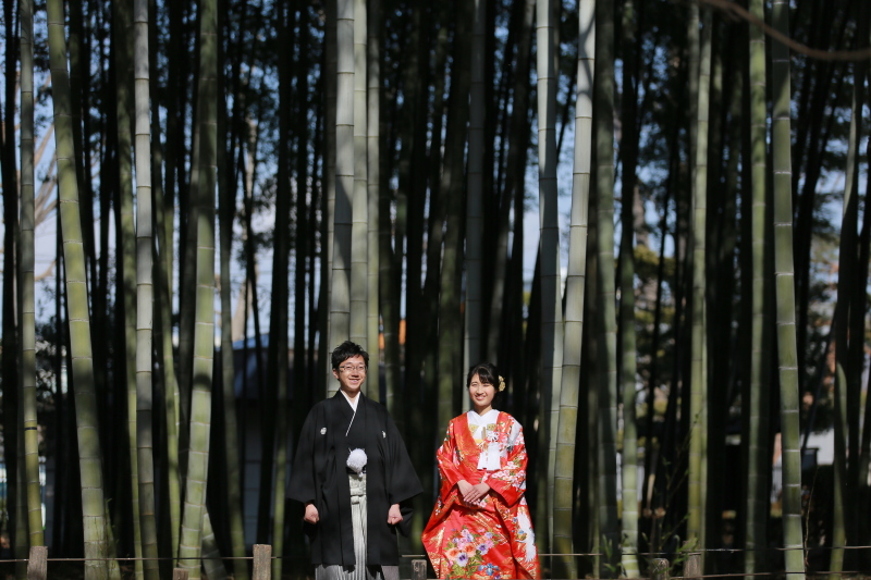 竹林でニコニコ