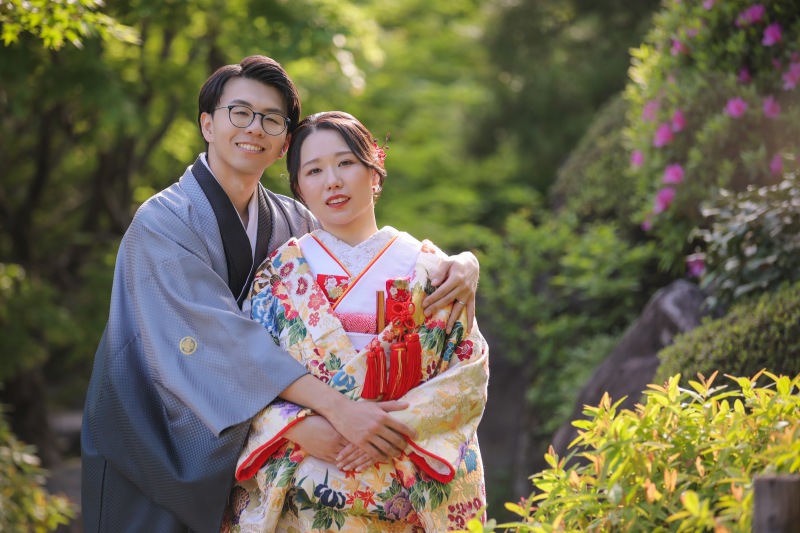 後ろからそっと抱きしめて、溢れる愛しさ