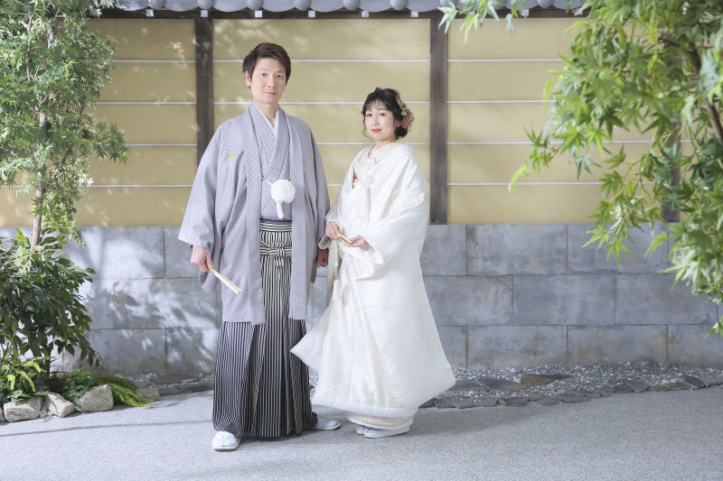 桜と緑の屋内庭園