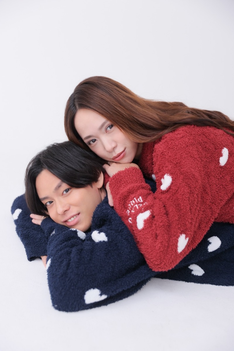 寝っ転がって！