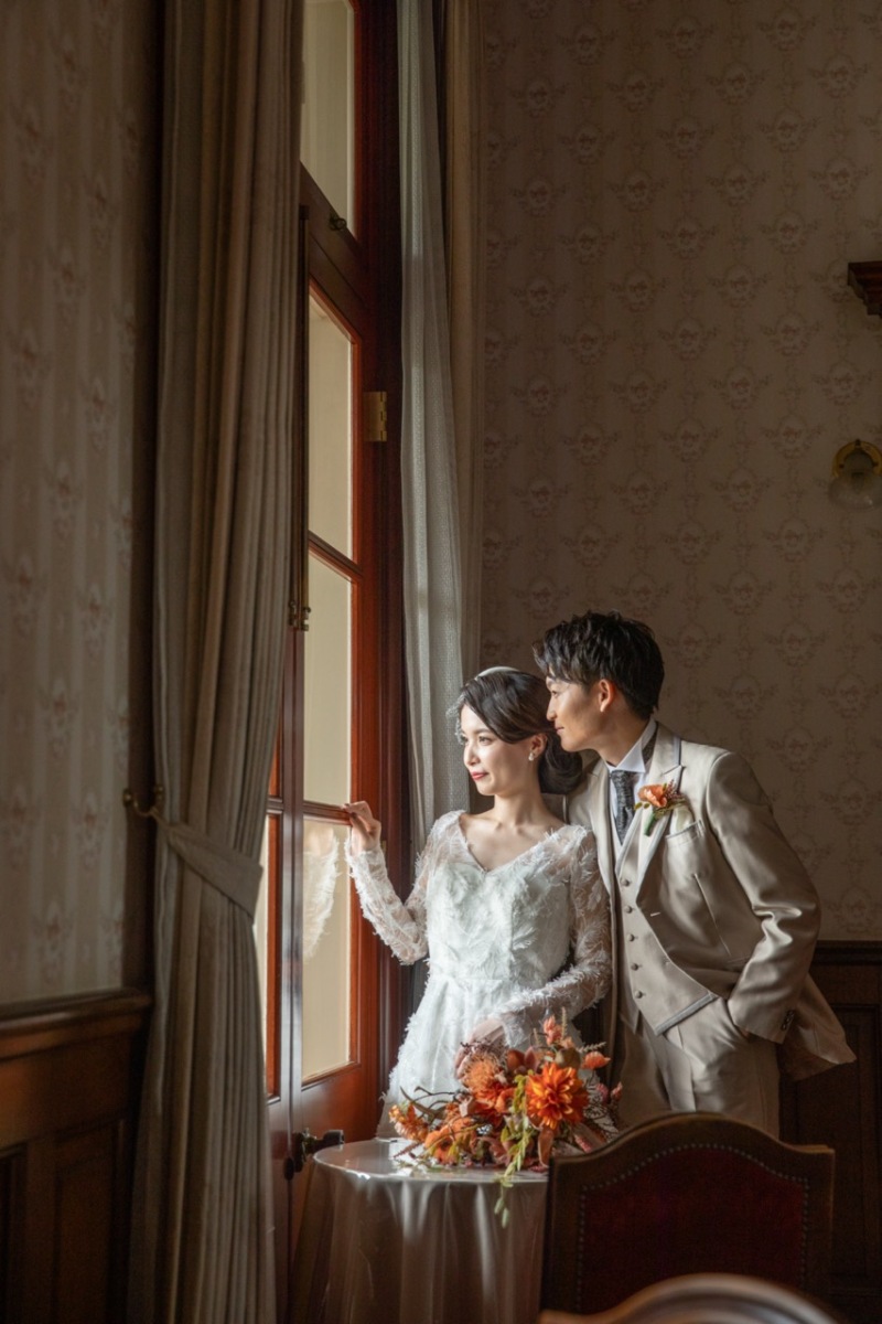 遠くを見つめて。