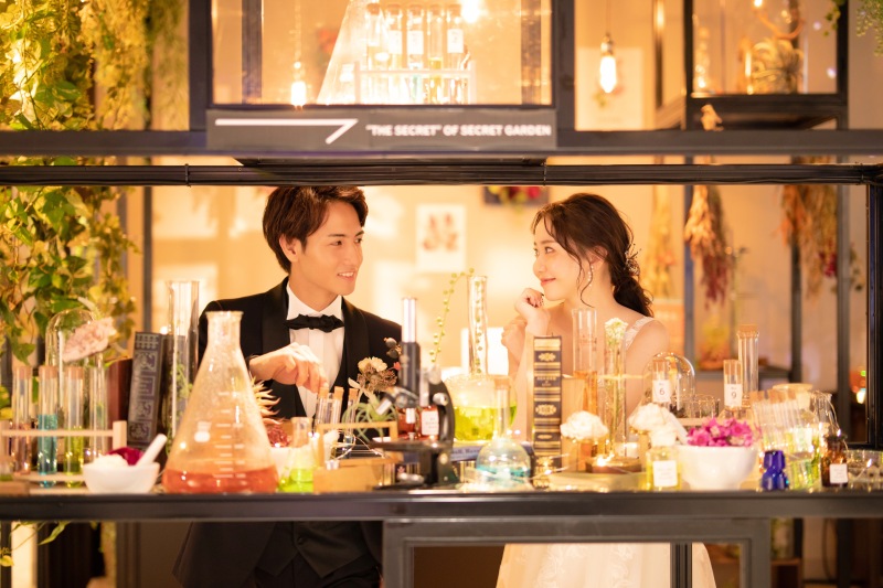 可愛い小道具もNAKEDに