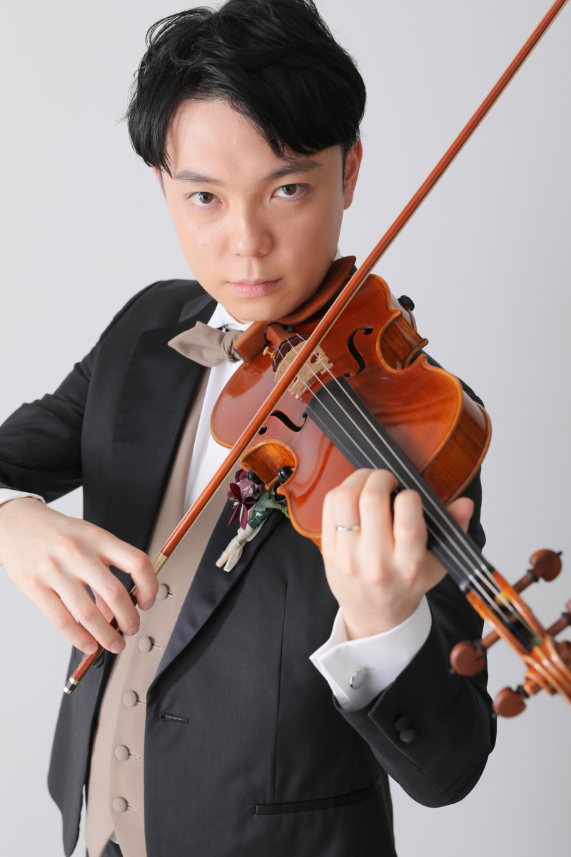 ヴァイオリン。