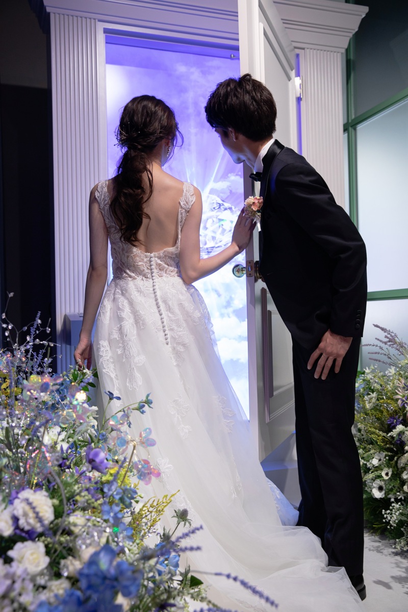 NAKEDならではの世界観