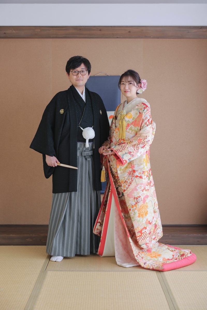 お茶室できっちりショットも♪