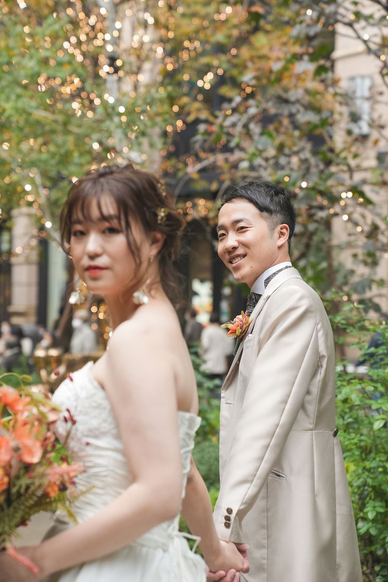 手を繋いだまま