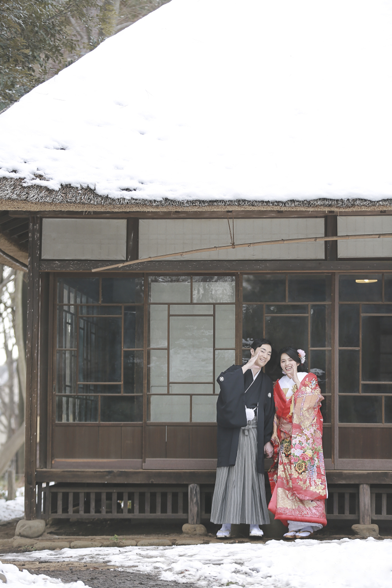 茅葺に残る雪はとっても印象的！