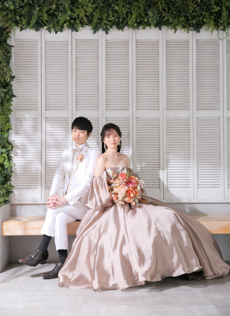 カラードレスにお着替え!